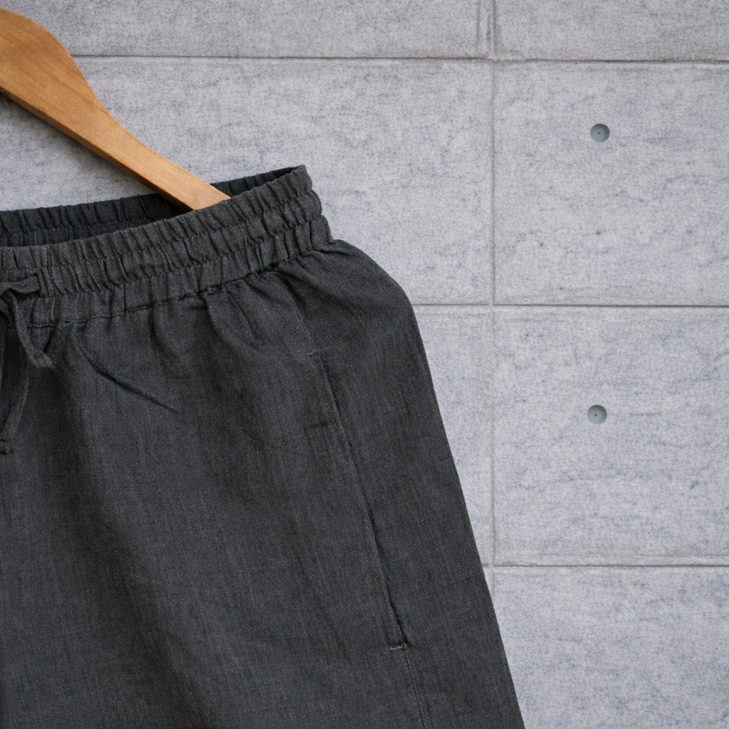 Do me a solid Grey linen shorts