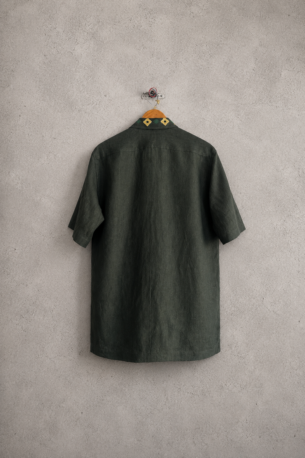 The Moss Green linen shirt