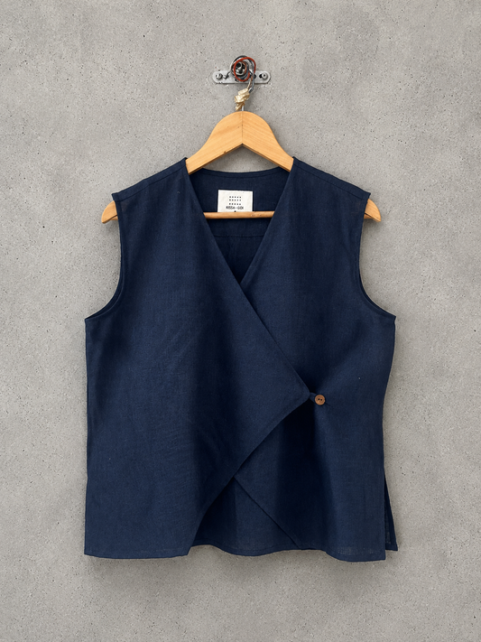 Navy Blue No-sleeve Burrito wrap linen shirt