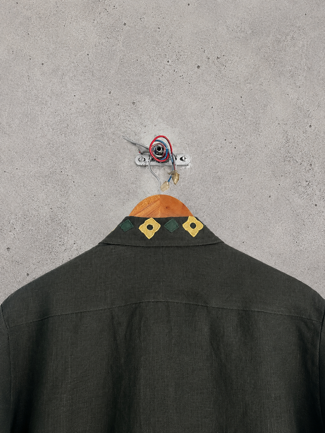 The Moss Green linen shirt