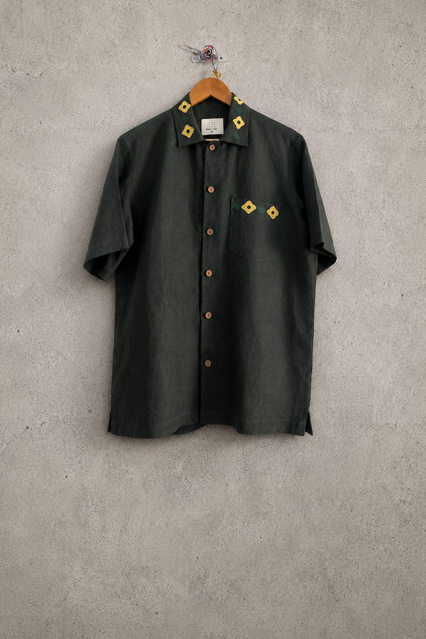 The Moss Green linen shirt