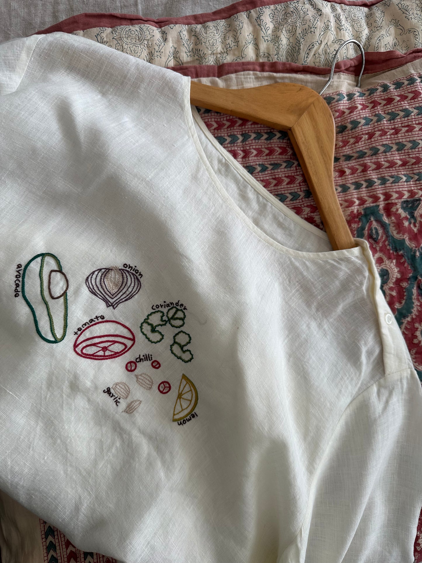 Avocado Staple Linen T-shirt